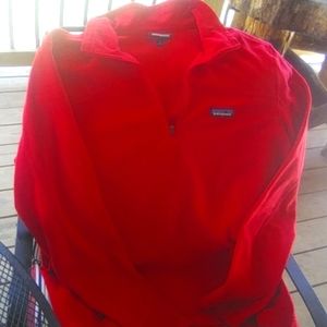 Patagonia fleece qtr zip pullover. Lge